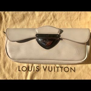 Louis Vuitton Epi Leather Pochette Montaigne
